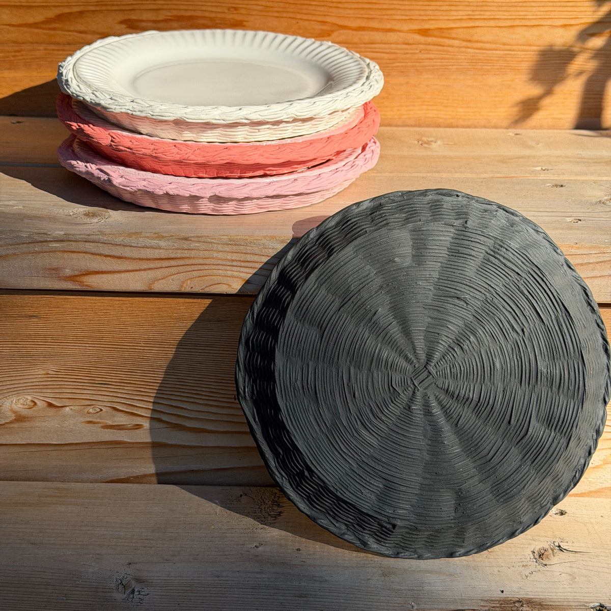 Wicker Paper Plate
